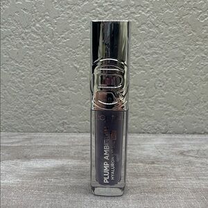$5 🌙 L'Oréal Paris Plump Ambition Hyaluron Lip Oil - Berry Noir